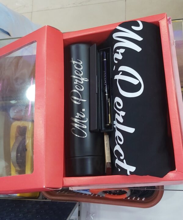 TEMP BOOTLE, T SHIRT PEN KEYCHAIN HAMPER BOX