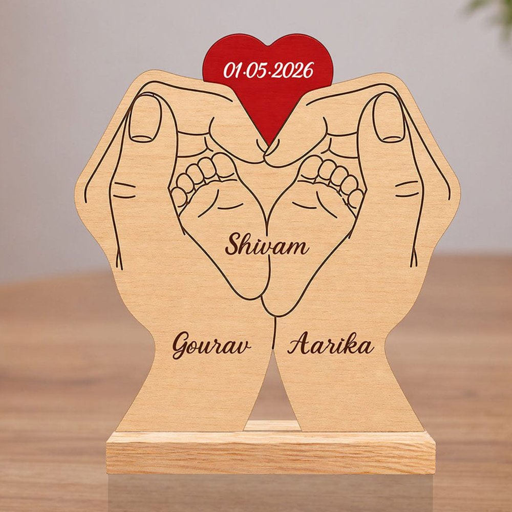 BABY FEET CUTOUT 8X8